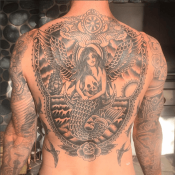 Maroon 5 singer Adam Levine has unveiled a new tattoo on his back, which features a winged mermaid who cradles a skull. It took six months to finish the tattoo.