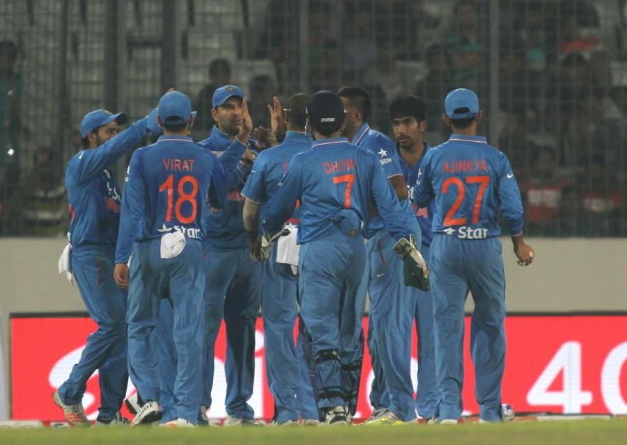 Bangladesh captain Mashrafe Mortaza won the toss and elected to bowl against India in the opening match of the Asia Cup at the Sher-e-Bangla National Stadium. Bandladesh,India,india vs bangladesh,Asia Cup,Asia Cup 2016,Mashrafe Mortaza,Virat Kohli,Mahendra Singh Dhoni,Dhoni,Sher-e-Bangla National Stadium
