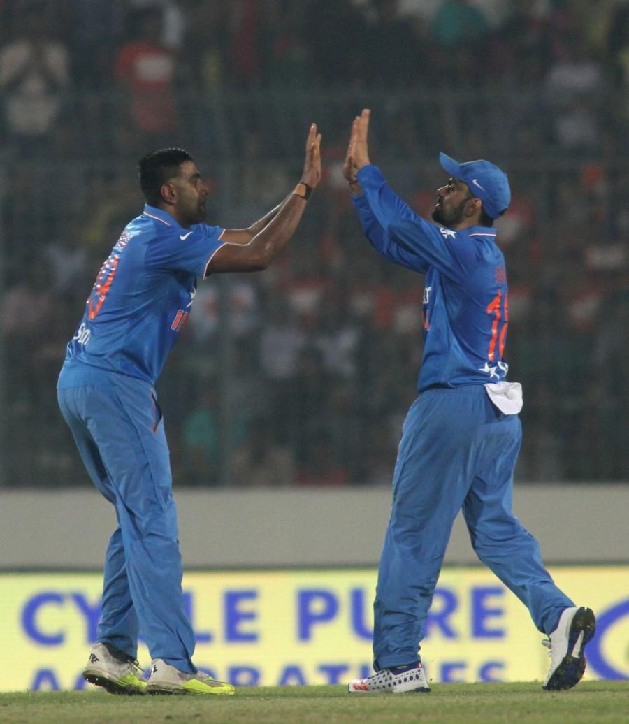Bangladesh captain Mashrafe Mortaza won the toss and elected to bowl against India in the opening match of the Asia Cup at the Sher-e-Bangla National Stadium. Bandladesh,India,india vs bangladesh,Asia Cup,Asia Cup 2016,Mashrafe Mortaza,Virat Kohli,Mahendra Singh Dhoni,Dhoni,Sher-e-Bangla National Stadium