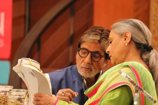 Kalyan Jewellers launches Apoorva Diamond Collection New Ad campaign features Jaya Bachchan and Amitabh Bachchan.