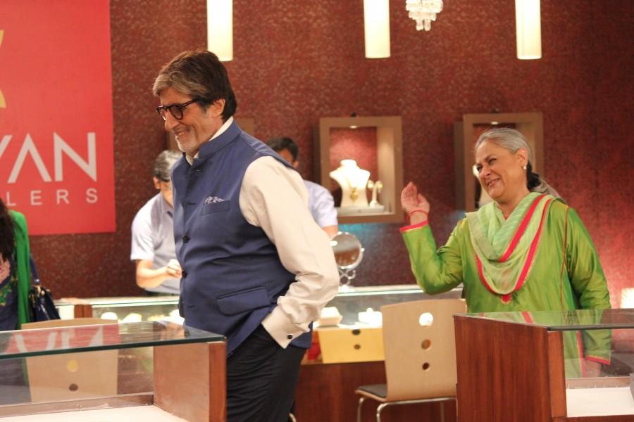 Kalyan Jewellers launches Apoorva Diamond Collection New Ad campaign features Jaya Bachchan and Amitabh Bachchan. Amitabh Bachchan and Jaya Bachchan,Amitabh Bachchan,Jaya Bachchan,Apoorva Diamond Collection,Apoorva Diamond,Kalyan Jewellers,Kalyan Jewellers Apoorva Diamond Collection,Amitabh Bachchan and Jaya Bachchan in the new ad