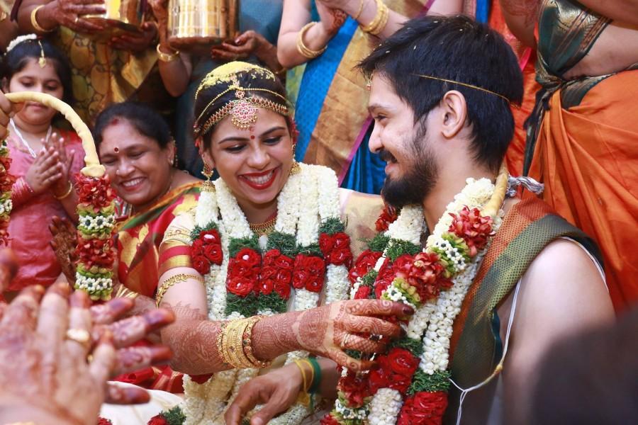 Tamil actor Nakul and Sruti Bhaskar got married in a close-knit ceremony in Chennai, on Sunday. Nakul,actor Nakul,Nakul wedding,Nakul wedding pics,Nakul wedding images,Nakul wedding stills,Nakul marriage,Nakul marriage pics,Nakul marriage images,Nakul marriage stills,Nakul marriage pictures,Nakul weds Sruti Bhaska