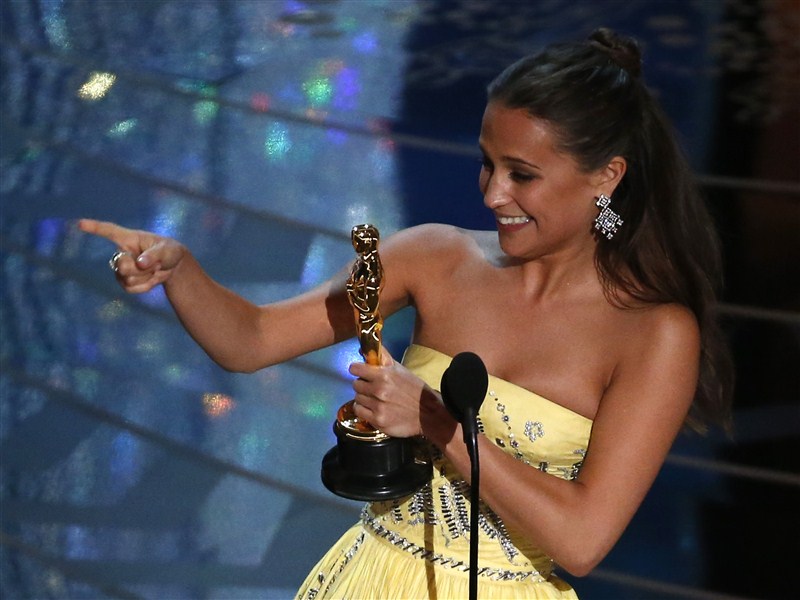 Highlights from the 2016 Academy Awards. Oscars 2016,Oscars 2016 winners,Oscars winners,oscars 2016 winners list,Oscars 2016 winners photos,Leonardo DiCaprio,oscars 2016,oscars 2016 live,oscars 2016 live updates,Oscars 2016 pics,Oscars 2016 images,Oscars 2016 stills,Oscars 2016 pictures,Oscars 2