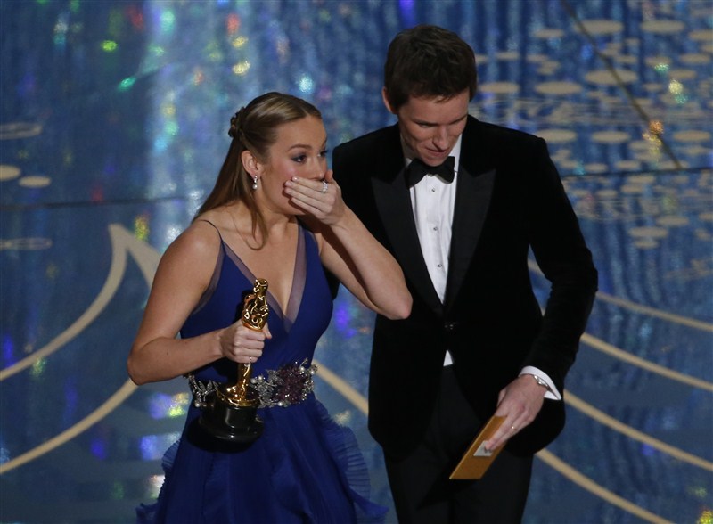 Highlights from the 2016 Academy Awards. Oscars 2016,Oscars 2016 winners,Oscars winners,oscars 2016 winners list,Oscars 2016 winners photos,Leonardo DiCaprio,oscars 2016,oscars 2016 live,oscars 2016 live updates,Oscars 2016 pics,Oscars 2016 images,Oscars 2016 stills,Oscars 2016 pictures,Oscars 2