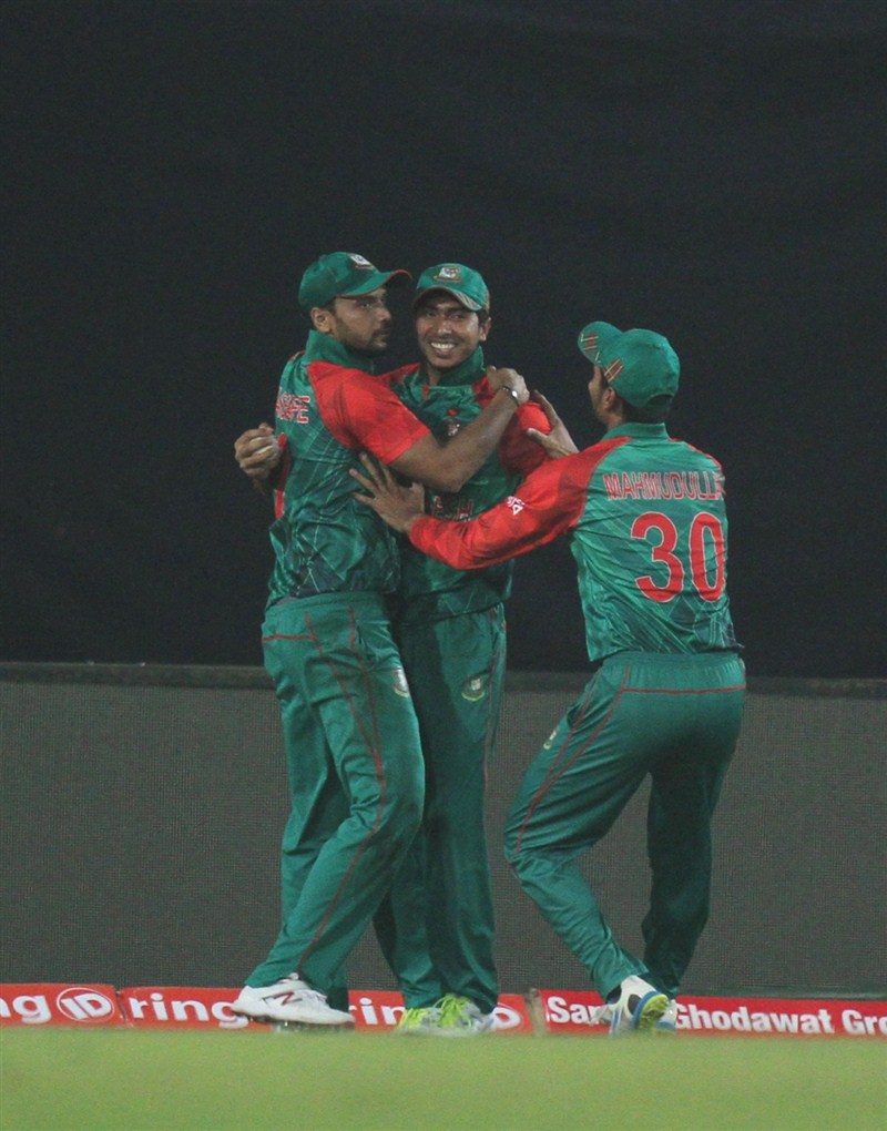 Bangladesh produced a superb all-round performance to outclass Sri Lanka by 23 runs in their Twenty20 International clash of the Asia Cup at the Sher-e-Bangla National Stadium here on Sunday. Asia Cup,Asia Cup 2016,Asia Cup T20 2016,Bangladesh stun Sri Lanka,Bangladesh vs Sri Lanka,Bangladesh vs Srilanka 2016,Twenty20 International