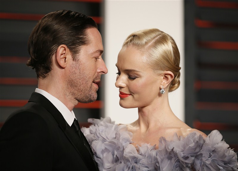 The picture-perfect couples, both platonic and romantic, stealing the limelight at the Oscars. Celebrity Couples,Celebrity Couples at Oscars 2016,Couples at Oscars 2016,Oscars 2016,Oscars awards,Oscars awards 2016,oscars awards 2015,Lady Gaga,Taylor Kinney,88th Academy Awards,Kate Winslet,Steve Jobs,Christian Bale
