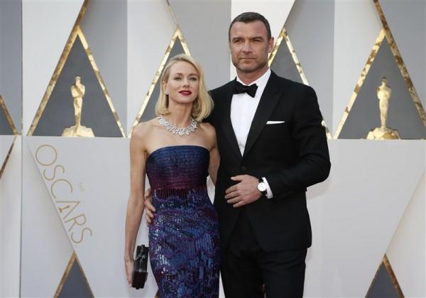 Celebrity Couples at the Oscars 2016 - Photos,Images,Gallery - 39026