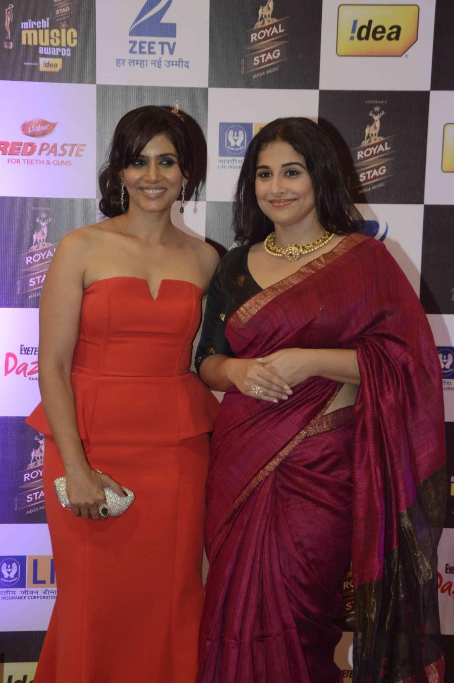 The ?8th Mirchi Music Awards event held at a star-studded ceremony and well known personalities graced the event. Mirchi Music Awards,Mirchi Music,8th mirchi music awards,Hrithik Roshan,Arjun Kapoor,Vidya Balan,Yo Yo Honey Singh,Taapsee Pannu,Urvashi Rautela,Dia Mirza,Radhika Apte,Neetu Chandra,Aditi Rao Hydari,Gauhar Khan,Gul Panag,Kanika Kapoor,Madhur Bhandarkar