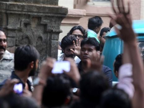 Bollywood actor Shah Rukh Khan and actress Mahira Khan on Raees sets in Mumbai.