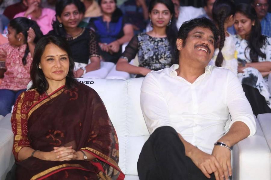 The much-awaited audio launch of Oopiri Audio Launch,Oopiri Audio,Oopiri,telugu movie Oopiri,Nagarjuna,Amala,Karthi,Kajal Agarwal,Oopiri music Launch,Oopiri Audio Launch pics,Oopiri Audio Launch images,Oopiri Audio Launch stills,Oopiri Audio Launch pictures,Oopiri audio launch live strea