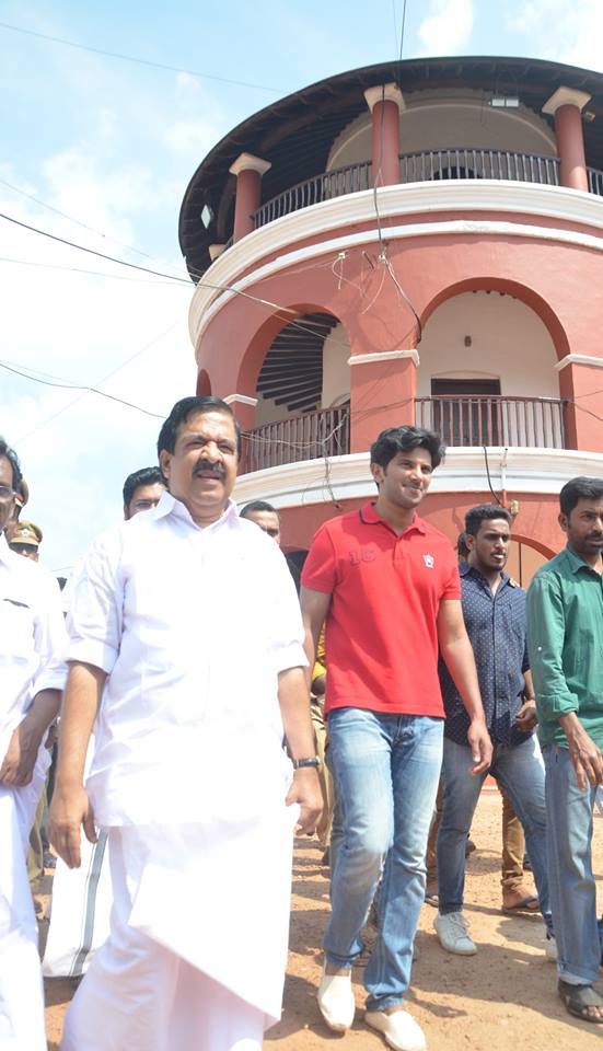 Kerala Home Minister Ramesh Chennithala congratulates 'Charlie' actor Dulquer Salmaan for winning the Kerala State Film Best Actor Award. Dulquer salmaan,Ramesh Chennithala,Dulquer Salmaan meets Ramesh Chennithala,dulquer salmaan poojapura central jail