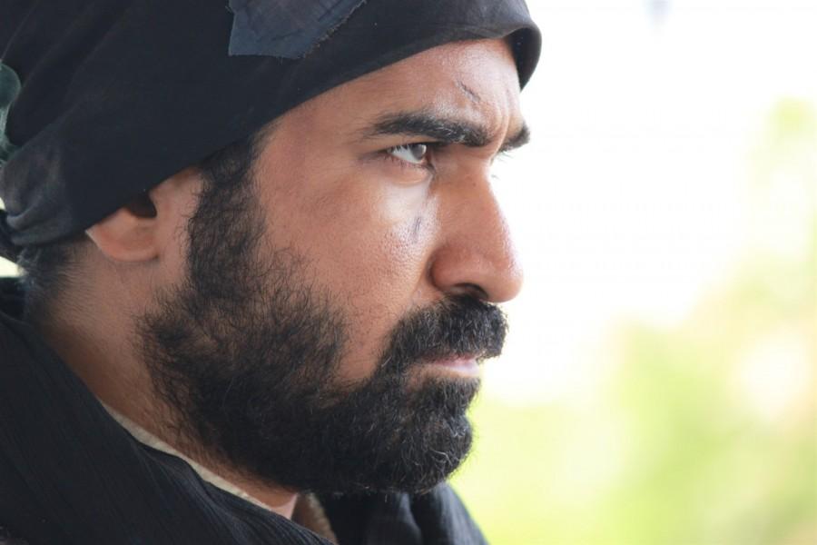 Pichaikkaran is an upcoming action thriller Tamil film written and directed by Sasi. Starring Vijay Antony and Santa Titus in the lead role. Pichaikkaran,tamil movie Pichaikkaran,Vijay Antony,Santa Titus,Pichaikkaran movie stills,Pichaikkaran movie pics,Pichaikkaran movie images,Pichaikkaran movie photos,Pichaikkaran movie pictures