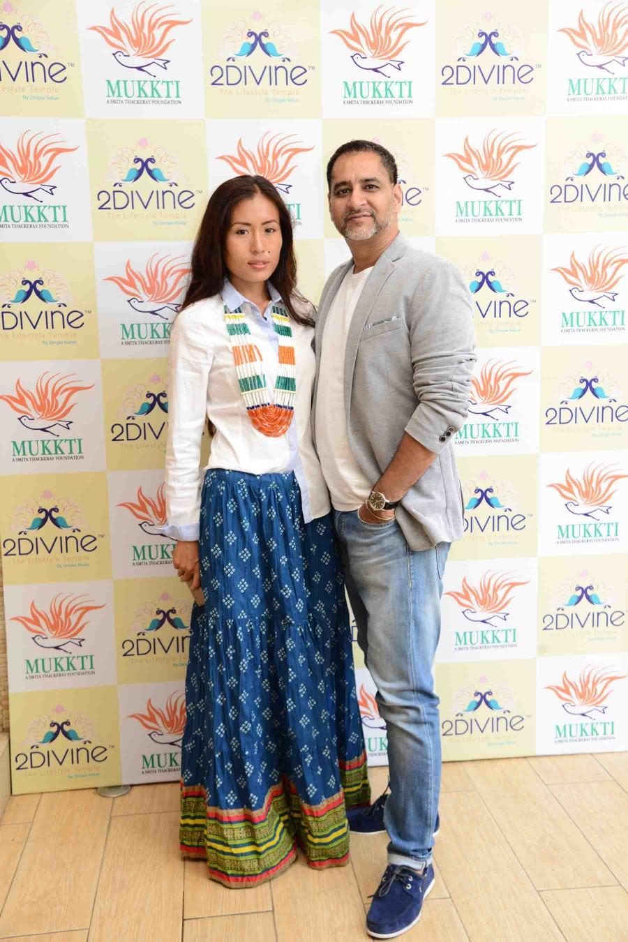 Dimple Nahar, proprietor, 2Divine - The Lifestyle Temple and Smita Thackeray celebrated 'Women Power' by way of a special pre-women's day soiree at the 2Divine Store, Dongarsi Road in Walkeshwar. Dimple Nahar,Smita Thackeray,Pre-Women's Day Soiree,The 2Divine Store,2Divine Store,Women Power,special pre-women's