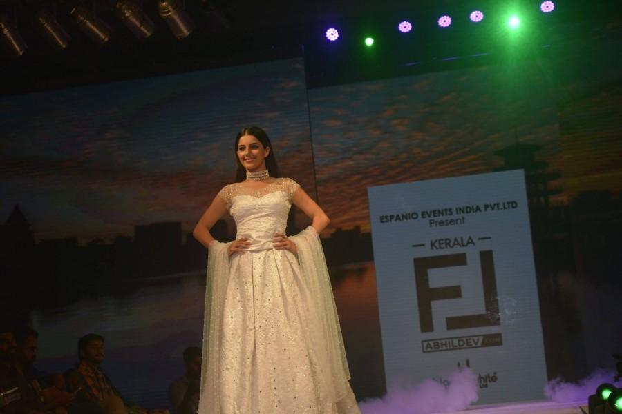 The star-studded Kerala Fashion League (KFL) presented by Abhil Dev ended on a grand note at Crown Plaza in Cochin on March 3. Kerala Fashion League 2016,Kerala Fashion League photos,celebs at Kerala Fashion League,nikki galrani kerala fashion league,Abhil Dev,KFL 2016