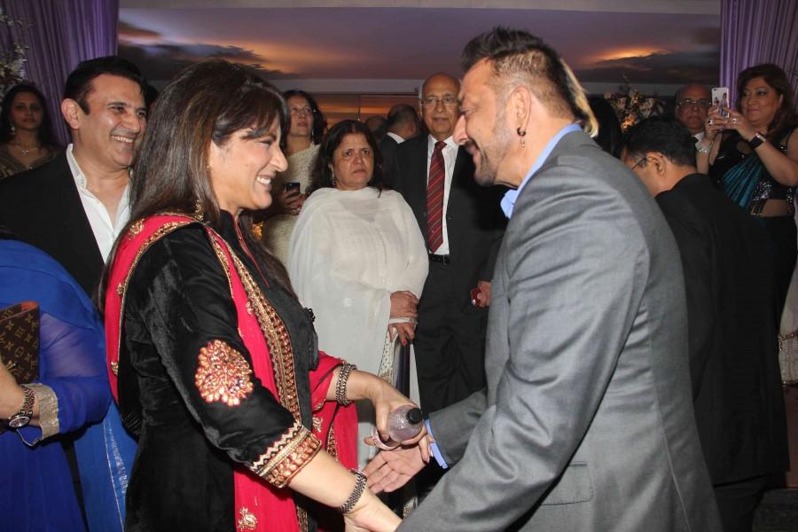 Sanjay Dutt, Maanayata Dutt, Sushmita Sen, Boman Irani, Sushama Reddy and many others graced Kishor Bajaj's daughter Wedding Reception. Kishor Bajaj's daughter Wedding Reception,Sanjay Dutt,Sushmita Sen,Varun Dhawan,Maanayata Dutt,Boman Irani,Chunkey Pandey,Mohit Marwah,Saira Banu,Poonam Dhillon,Archana Puran Singh,Parmeet Sethi,Sushama Reddy