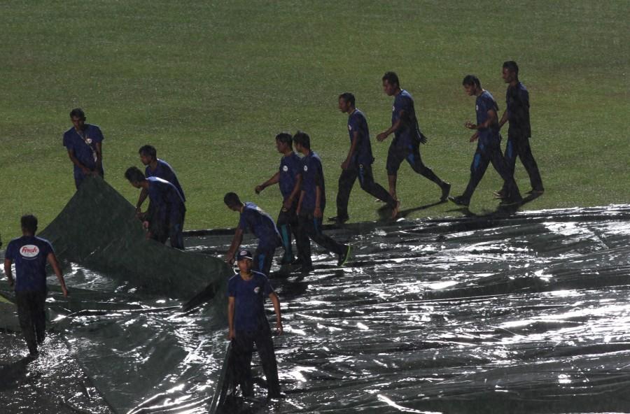 Heavy rain has delayed the start of the Asia Cup final between India and Bangladesh at the Sher-e-Bangla National Stadium here by more than an hour. Asia Cup final,Asia Cup T20 201,India vs Bangladesh Asia Cup Final,Asia Cup Final Live,Watch Asia Cup Final Live,asia cup final schedule,Asia Cup final pics,Asia Cup final images,Asia Cup final photos,Asia Cup final stills,Asia Cup final pictures,India an