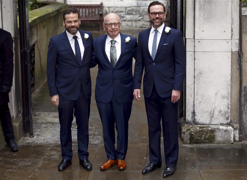 Media mogul Rupert Murdoch wed former supermodel Jerry Hall in a low-key ceremony in central London, the fourth marriage for the media mogul. Rupert Murdoch,Jerry Hall,Rupert Murdoch and Jerry Hall,Rupert Murdoch and Jerry Hall wedding,Rupert Murdoch and Jerry Hallmarriage,Rupert Murdoch wedding,Rupert Murdoch marriage,Jerry Hall wedding,Jerry Hall marriage