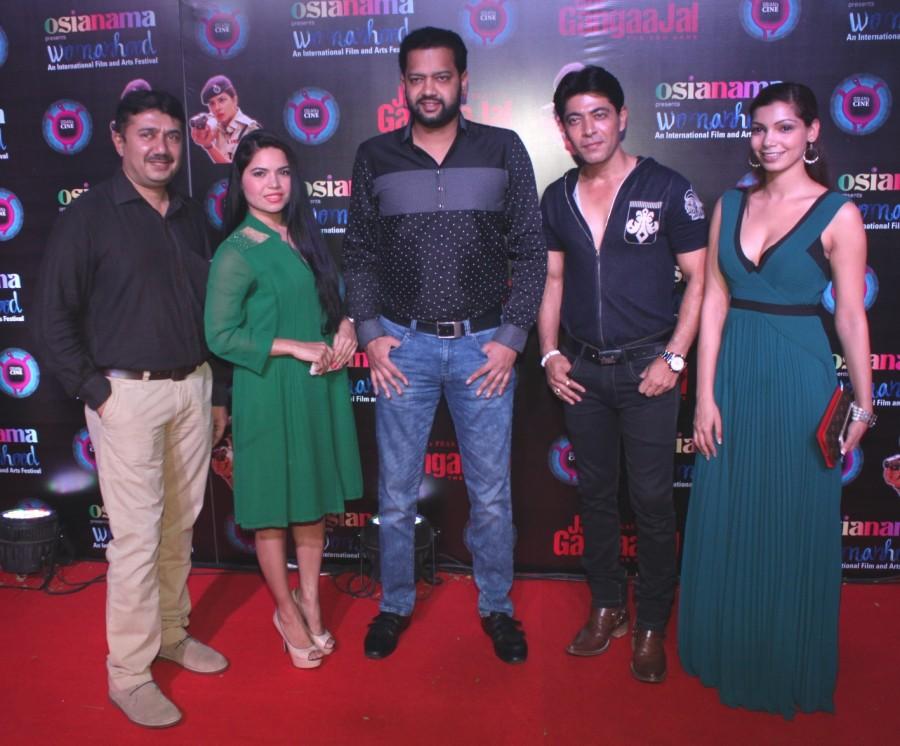 Prakash Jha's Jai Gangajal runs to a packed house at the iconic art decor Liberty Cinema. Prakash Jha,Jai Gangajal,Jai Gangajal special screening at Osianama at Liberty,Manav Kaul,Dolly Thakore,Bhumika Singh,Neville Tuli,SMM Ausaja,Rekha Rana,Dillzan Wadia,Jai Gangajal special screening,Jai Gangajal special screening pics,Jai Gangajal special