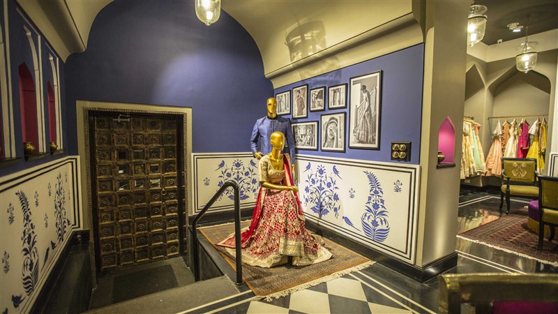 Leading designer Anita Dongre launched her new store at the Kemps corner with much élan on a lovely Monday afternoon. Anita Dongre,Anita Dongre store launch,Aditi Rao Hydari,Leading designer Anita Dongre,designer Anita Dongre,Kemps corner,bridal collection,Love Notes