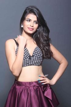 Sonali Raut is an Indian model and actress, She is the younger sister of Indian model Ujjwala Raut.