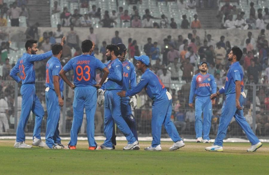 Warm-Up match of ICC World T20 between India and West Indies at Eden Gardens in Kolkata. T20 World Cup 2016,T20 World Cup,World T20,ICC World T20 2016,ICC World T20,India vs West Indies,india vs west indies live score,India vs West Indies pics,India vs West Indies images,India vs West Indies stills,India vs West Indies pictures