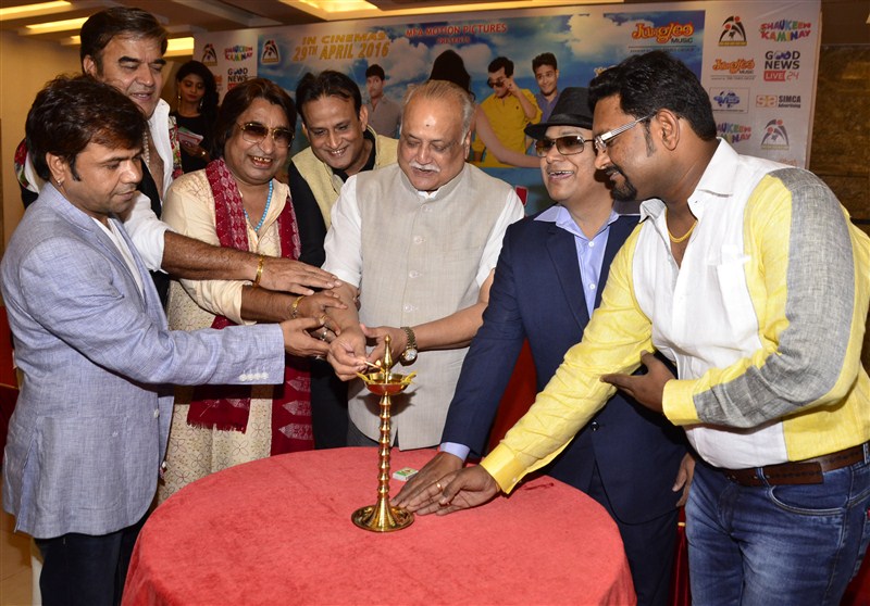 T.P. Agrawal released music of Bollywood film Shaukeen Kaminay,bollywood movie Shaukeen Kaminay,Shaukeen Kaminay movie,Shaukeen Kaminay audio,Shaukeen Kaminay audio launch,Shaukeen Kaminay music,Shaukeen Kaminay music launch,T.P. Agrawal