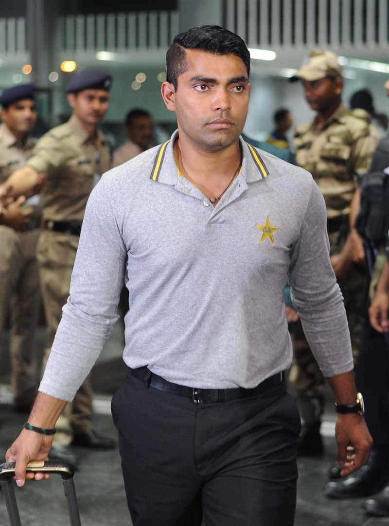 The Pakistan cricket team finally sets foot on Indian soil on Saturday evening amidst tight security to take part in the World Twenty20. Pakistan,Pakistan team,Pakistan team arrives in Kolkata,Pakistan in India,Pakistan vs India,World T20,ICC World T20 2016,ICC World T20,India vs Pakistan in ICC World T20 2016,world t20 results