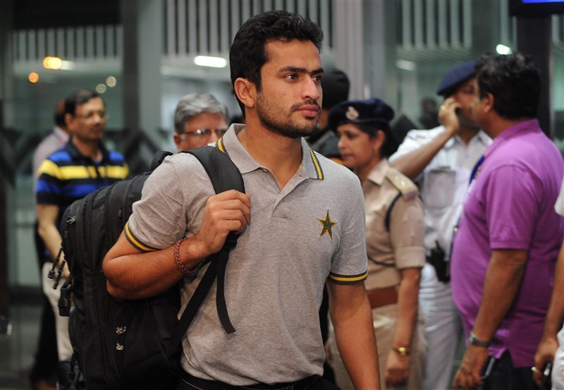 The Pakistan cricket team finally sets foot on Indian soil on Saturday evening amidst tight security to take part in the World Twenty20. Pakistan,Pakistan team,Pakistan team arrives in Kolkata,Pakistan in India,Pakistan vs India,World T20,ICC World T20 2016,ICC World T20,India vs Pakistan in ICC World T20 2016,world t20 results