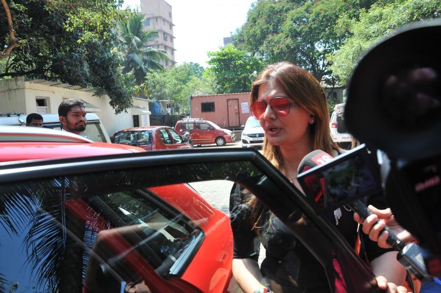 TV Actress Deepshikha Nagpal initiates legal proceedings for the physical assault by her ex-husband Keshav Arora. Deepshikha Nagpal,TV Actress Deepshikha Nagpal,physical assault,Keshav Arora,Deepshikha Nagpal accuses Keshav Arora