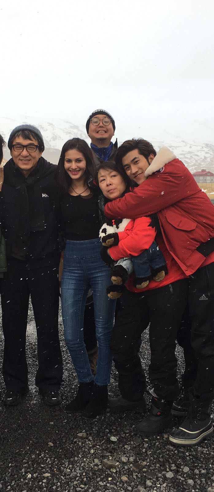 After shooting in cold conditions in Iceland for international film Amyra Dastur,Jackie Chan,Amyra Dastur gets farewell cake from Jackie Chan,Amyra Dastur and Jackie Chan,Amyra Dastur gets farewell,Kung Fu Yoga,actor Jackie Chan,actress Amyra Dastur