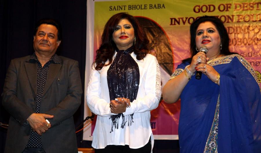 Runa Laila, Manoj Tiwari, Anup Jalota, Udit Narayan, Tinaa Ghaai, Saint Bhole Baba, Rumi Jaffery at jury announcement of Dada Saheb Phalke awards at Iskon hall in Juhu. Jury announcement of Dada Saheb Phalke awards,Dada Saheb Phalke awards,Dada Saheb Phalke,Runa Laila,Manoj Tiwari,Anup Jalota,Udit Narayan,Tinaa Ghaai,Saint Bhole Baba,Rumi Jaffery