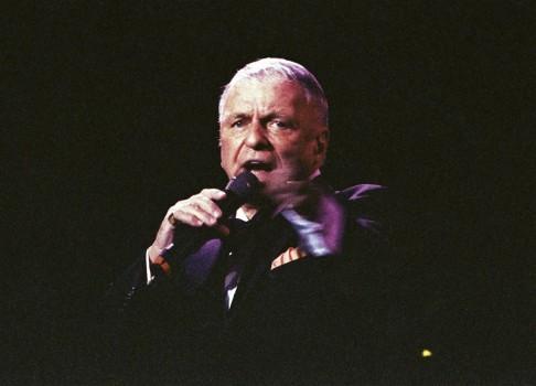 Singer-actor Frank Sinatra Jr has died following a heart attack. He was 72.