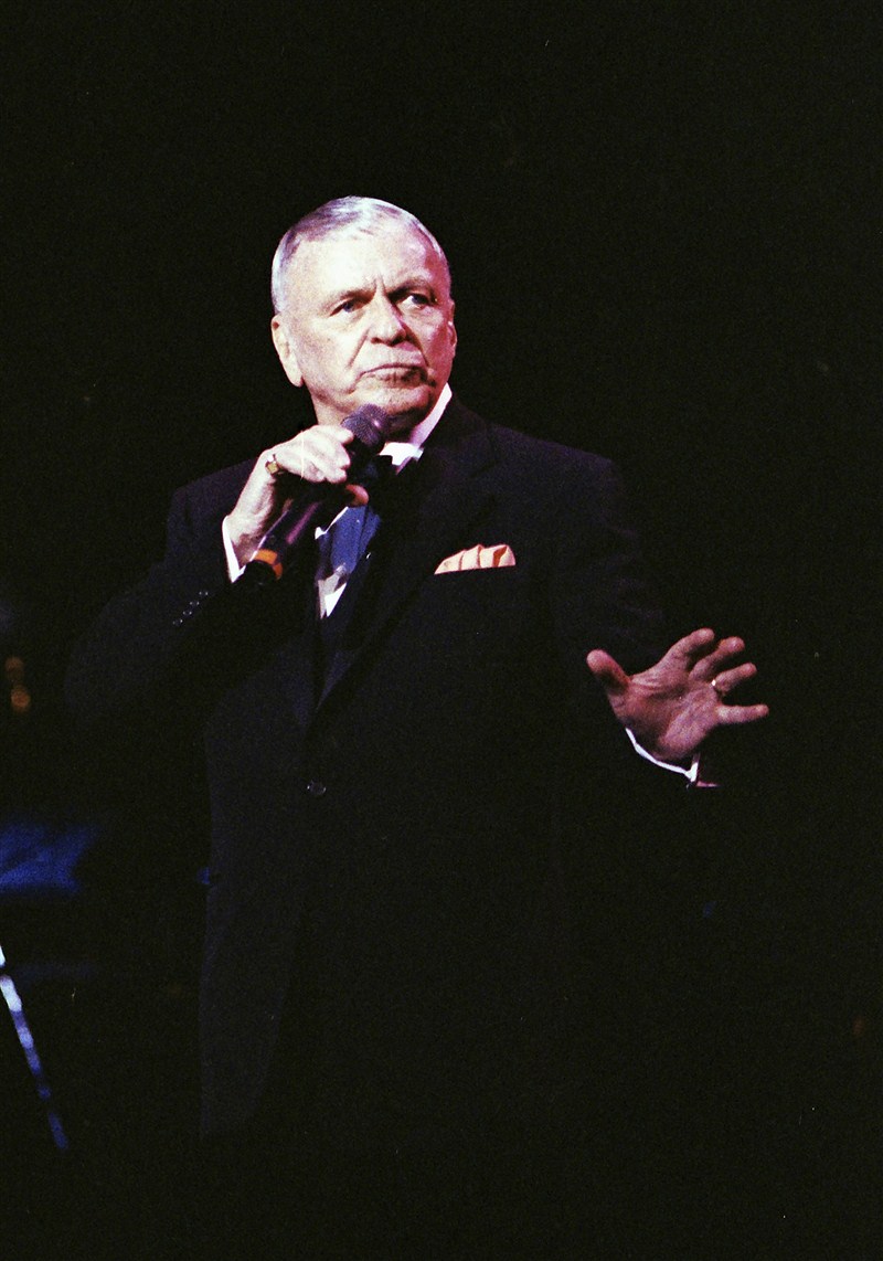 Frank Sinatra Jr. dies of cardiac arrest while on tour - Photos,Images ...