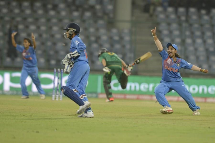 India vs Pakistan Cricket Live: Pakistan bat first in women clash. India vs Pakistan Cricket,India vs Pakistan,India vs Pakistan womens,India vs Pakistan womens cricket,india vs pakistan,india pakistan world t20,ind pak world t20,india pak live updates,ind pak live,ind pakistan live news,world t20 live,world t20 india,wo