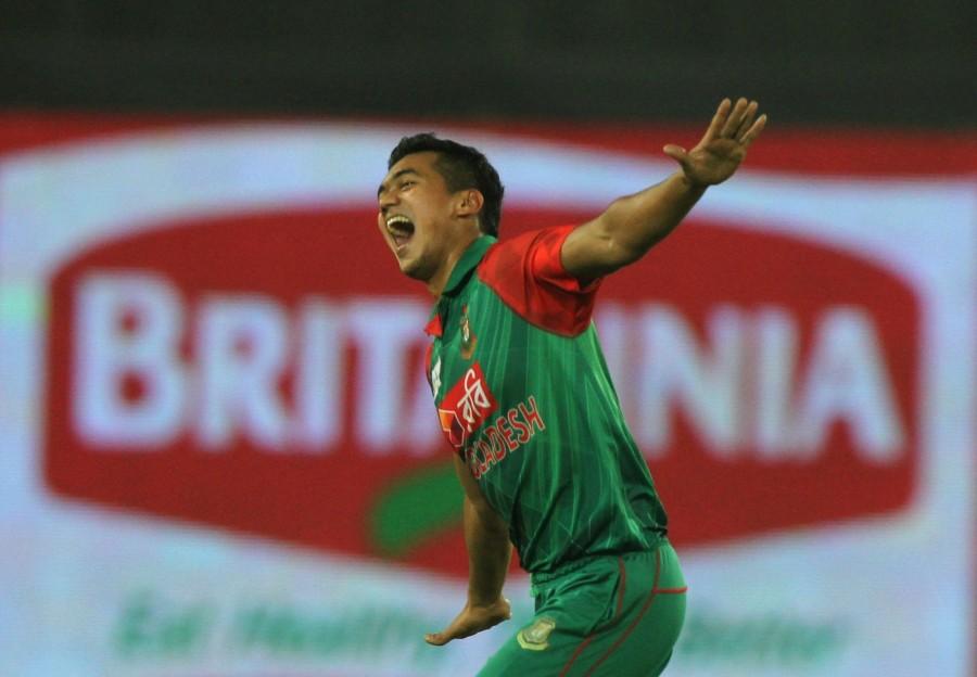 The International Cricket Council (ICC) on Saturday suspended with immediate effect Bangladesh's left-arm spinner Arafat Sunny and medium pacer Taskin Ahmed from bowling due to illegal bowling actions. Arafat Sunny,Taskin Ahmed,Taskin and Sunny suspended,Taskin and Sunny,Bangladesh player suspended,World Twenty20 2016,World Twenty20,ICC World Twenty20 India 2016,icc world twenty20,Bangladesh's left-arm spinner Arafat Sunny,Bangladesh's medium