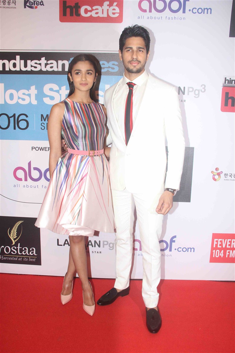 The fifth edition of Hindustan Times Most Stylish Awards 2016 Season 5 was held on Sunday, 20 March 2016 in Mumbai. Hindustan Times Most Stylish Awards 2016,Hindustan Times Most Stylish Awards,fifth edition of Hindustan Times Most Stylish Awards,Shah Rukh Khan,Amitabh Bachchan,Sonam Kapoor,Sanjay Dutt,Jaya Bachchan,Shweta Nanda,Anil Kapoor,Parineeti Chopra,Alia Bhatt,S