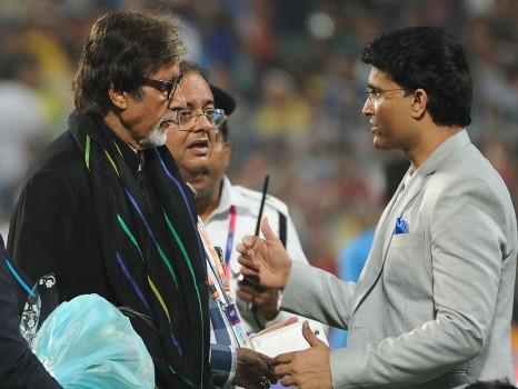 Short filmmaker Ullhas PR on Monday filed a police complaint against Bollywood superstar Amitabh Bachchan, accusing him of taking more time than mandated while singing the national anthem during the Twenty20 World Cup clash between India and Pakistan.