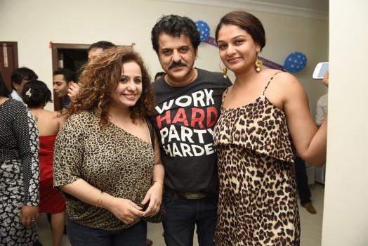 The birthday bash of MD of Crescendo Music Suresh Thomas was a grand affair.