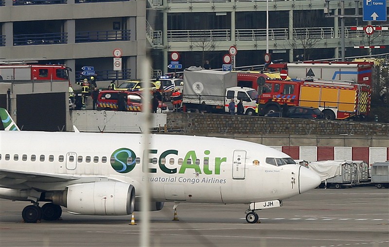 Several people were killed on Tuesday when two explosions rocked the departures area of the Zaventem airport in the Belgian capital. Brussels airport explosions,Brussels explosions,airport explosions,Zaventem airport,Belgian,Brussels airport explosions pics,Brussels airport explosions images,Brussels airport explosions stills,Brussels airport explosions pictures,Brussels airport explos