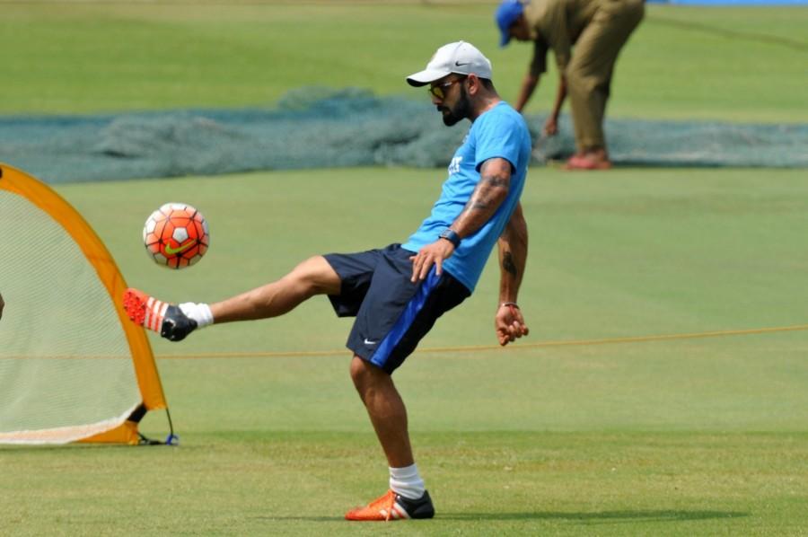 Indian Cricket Players during a practice session ahead of match against Bangladesh at Chinnaswamy Stadium, in Bengaluru on March 22, 2016. India-Bangladesh,India vs Bangladesh,India v Bangladesh,Virat Kohli,MS Dhoni,Yuvraj Singh,World T20,ICC World T20 2016,ICC World T20,World T20 2016,World T20 pics,World T20 images,World T20 stills,World T20 pictures