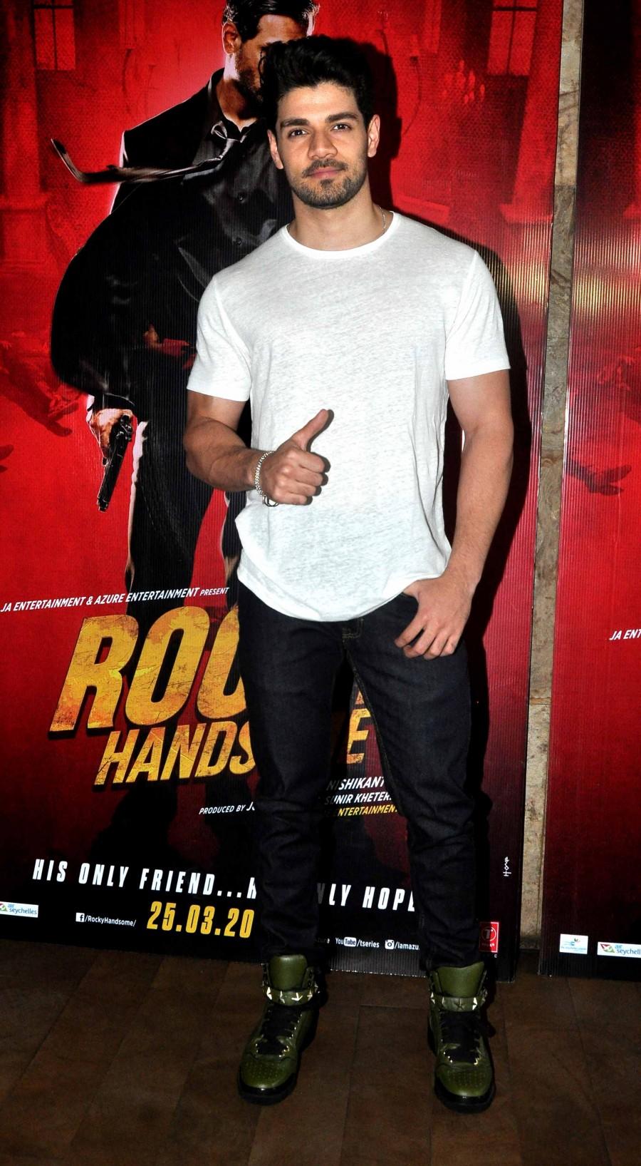 Director Nishikant Kamat, Sonakshi Sinha, Harshvardhan Rane, Riteish Deshmukh, Genelia D'Souza, singer Ayushmann Khurrana, Sooraj Pancholi and others graced the event. Rocky Handsome,Rocky Handsome Special Screening,Director Nishikant Kamat,Sonakshi Sinha,Harshvardhan Rane,Riteish Deshmukh,Genelia D'Souza,singer Ayushmann Khurrana,Sooraj Pancholi,Rocky Handsome Special Screening pics,Rocky Handsome Special Screenin