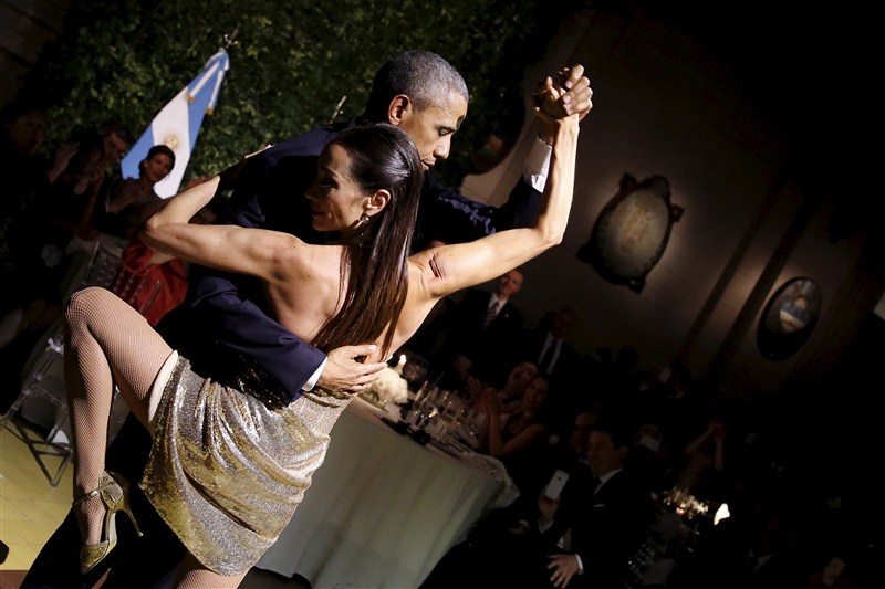 President Obama and his wife Michelle dance the tango during a state dinner in Buenos Aires. Obama,President Obama,Obama Dances The Tango,Obama at State dinner in Argentina,State dinner in Argentina,State dinner,Buenos Aires,Tango,Tango dance,Barack Obama,U.S. President Barack Obama,President Barack Obama