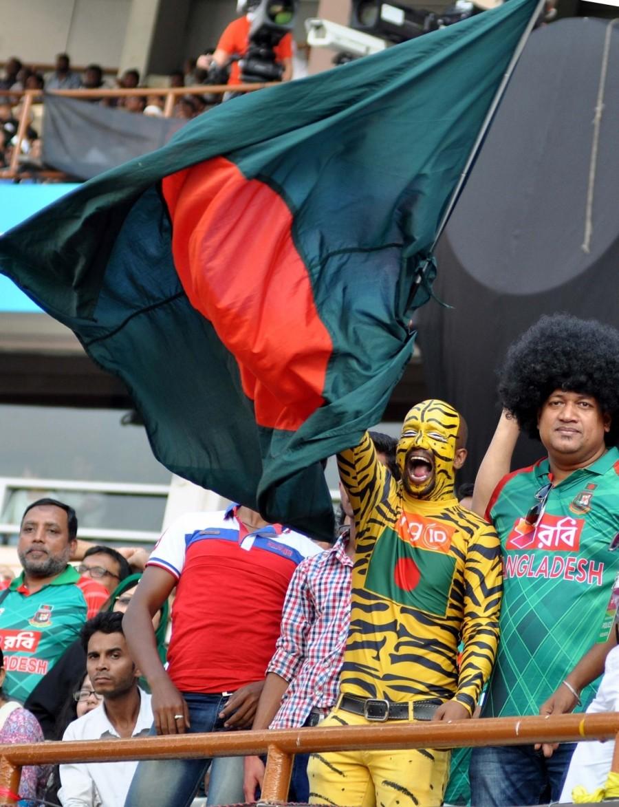 New Zealand put on an impressive show with the ball to skittle out Bangladesh for 70 in 15.4 overs to notch a 75-run win in a floodlight malfunction-interrupted World Twenty20 Group 2 encounter at the Eden Gardens on Saturday. New Zealand beat Bangladesh,New Zealand vs Bangladesh,New Zealand v Bangladesh,New Zealand in Semis,World T20,ICC World T20 2016,World T20 pics,World T20 images,World T20 stills,World T20 pictures