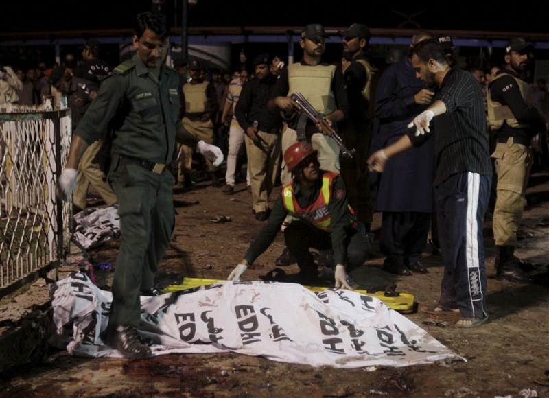 A powerful blast ripped through a public park in Lahore where Christian families were celebrating Easter on Sunday, killing 69 people and wounding over 250, mostly women and children. Lahore blast,Taliban suicide bomber targeting Christians kills 69,Taliban suicide bomber,Easter bombing targets Christians,Easter bombing,Christian families,Easter,Easter celebration