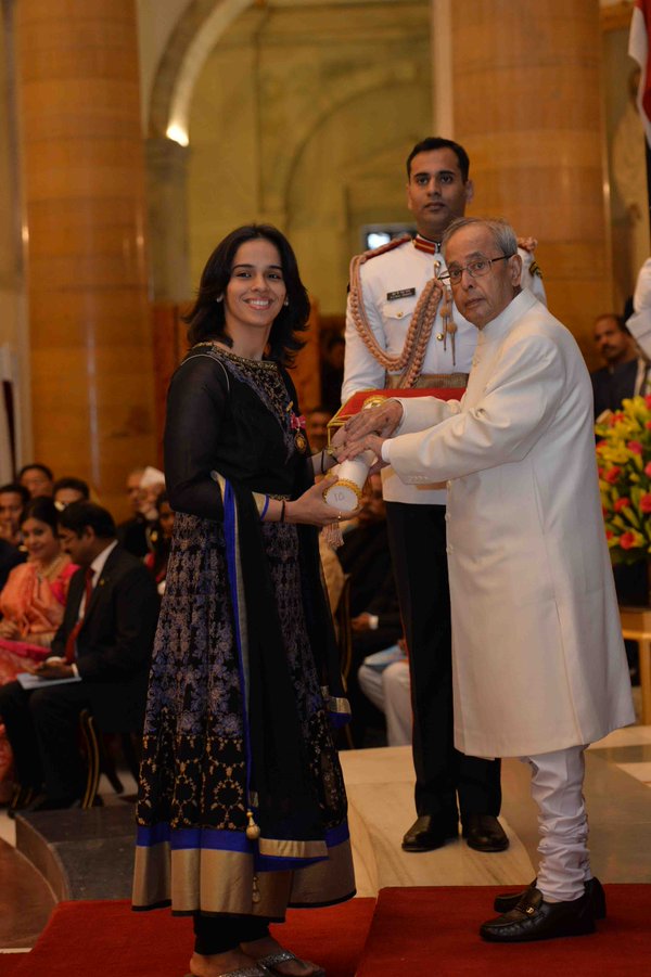 President Pranab Mukherjee on Monday conferred Padma awards on 56 eminent personalities, including Dhirubhai Ambani (posthumously), actor Anupam Kher and former Comptroller and Auditor General of India Vinod Rai, at a function at Rashtrapati Bhavan. Padma Awards 2016,Padma Awards,Ajay Devgn,Anupam Kher,Madhur Bhandarkar,Dhirubhai Ambani,Vinod Rai,Padma Awards event,President Pranab Mukherjee,Pranab Mukherjee,Modi,Narendra Modi
