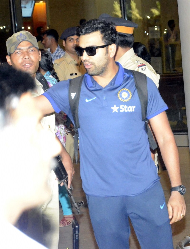 The Indian cricket team, led by skipper Mahendra Singh Dhoni, arrived here on Monday evening ahead of the World Twenty20 second semi-final clash against the West Indies on Thursday. Team India,India Team,India vs West Indies,India vs West Indies Semi Final,India Semi Final,World T20 Semi Final,T20 semi final,World T20,world t20 results,Dhoni,Virat Kohli,Ravichandran Ashwin,Ashish Nehra,Yuvaraj singh
