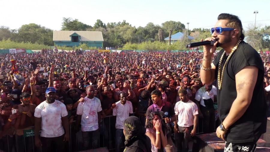 Yo Yo Honey Singh is on every event organisers wishlist and it shows! Yo Yo Honey Singh,Yo Yo Honey Singh in Dubai,Yo Yo Honey Singh's Holi celebration,A musical Holi for Yo Yo Honey Singh,musical Holi in Dubai,singing superstar Yo Yo Honey Singh
