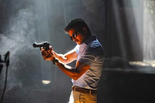 Vijay's upcoming Theri Tamil movie titled as Policeodu in Telugu. Vijay,Police Odu,Police Okkadu,Theri as Police Odu,ilayathalapathy,ilayathalapathy vijay,Theri,Samantha,Amy Jackson,Prabhu,Raadhika Sarathkumar,Police Odu movie stills,Police Odu movie pics,Police Odu movie images,Police Odu movie pictures