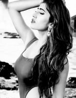 Akasa Singh,Tu Kheech Meri,Sanam Teri Kasam,Akasa Singh debut song,Akasa Singh pics,Akasa Singh images,Akasa Singh photos,Akasa Singh stills,Akasa Singh pictures