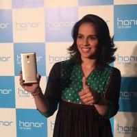 Saina Nehwal,Saina Nehwal brand ambassador,Huawei Honor,Olympic medalist Saina Nehwal